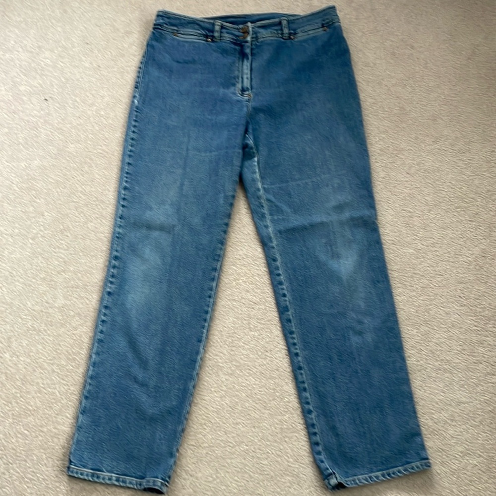 Women’s Ralph Lauren straight jeans.